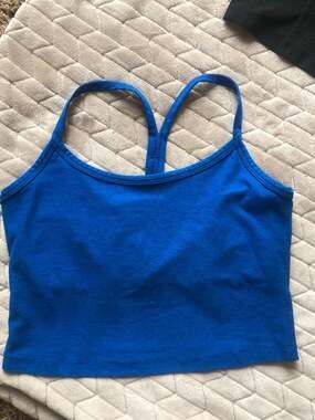 Beyond Yoga Spacedye Slim Racerback Cropped Tank in Court Blue